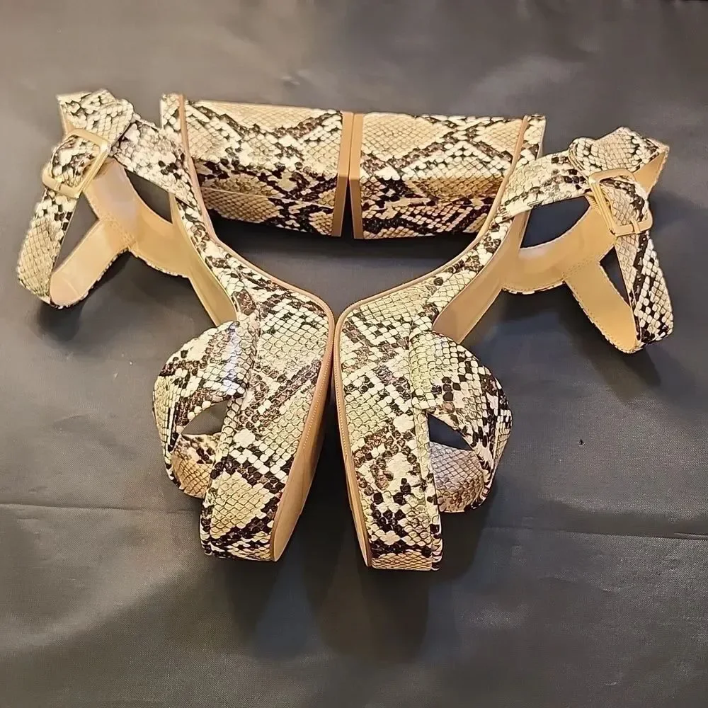 BRAND NEW SODA MACEY PYTON SLADIES WOMEN'S BLOCK HEEL SANDALS G1